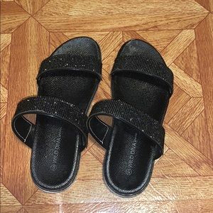 Black sparkly stoned Sandals double strapped USA 6